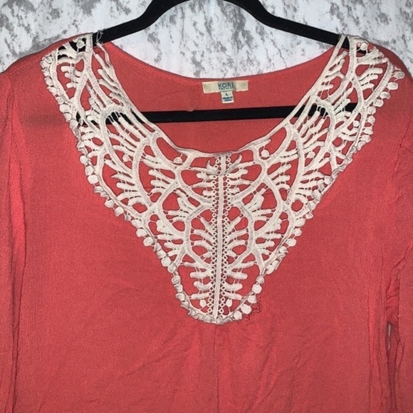 Kori America Crinkle Mini Dress Coral with Cream Embroidery Womens Size Large - Picture 4 of 6